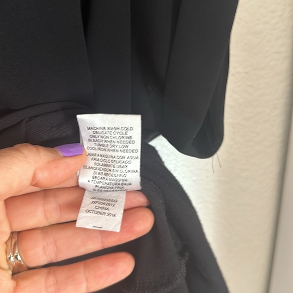 Black Joseph A blouse size medium cotton tank with sheer lining fabric - Picture 9 of 9